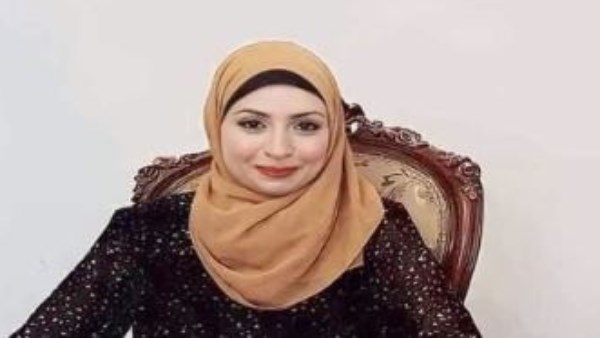 الصحفية آية ياسر 