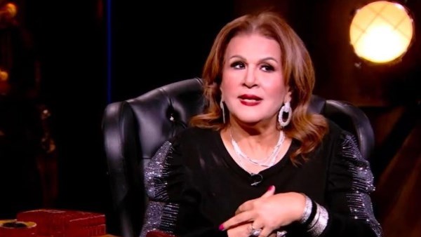 الناقدة الفنية مها متبولي 