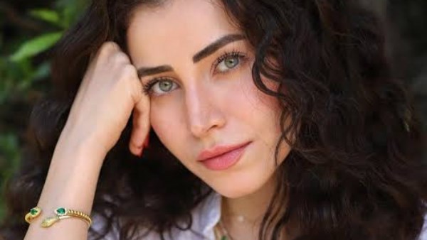 الفنانة سارة الشامي 