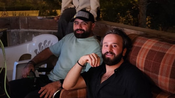 الفنان العراقي عمر يوزبكي