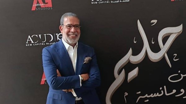 مدحت العدل يكشف تفاصيل علاقة عبد الحليم حافظ بجمهوره: «كان يرد على خطاباتهم بخط يده»
