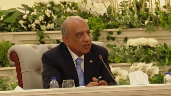 وزير الكهرباء 