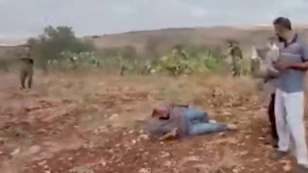 جندي إسرائيلي يطلق النار على فلسطيني من مسافة قريبة قرب جنين