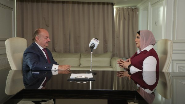 فرناس حفظي محررة صدى البلد في حوار مع السفير يوسف مصطفى زاده