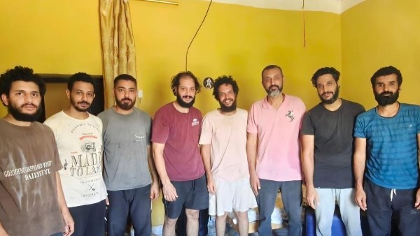 الإفراج عن البحارة المصريين المختطفين على متن سفينة في الصومال