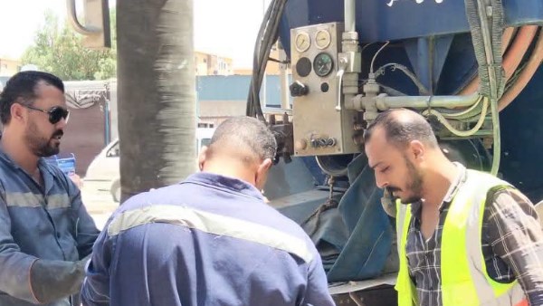 أعمال الحملة الموسعة لتطهير شبكات وخطوط الصرف الصحي