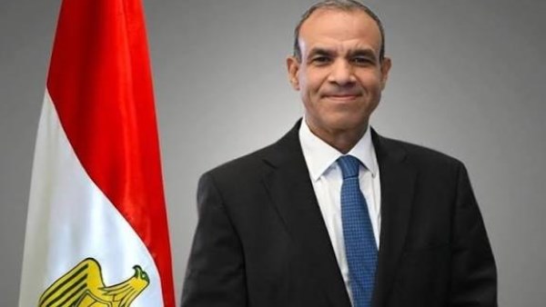 الدكتور بدر عبد العاطي