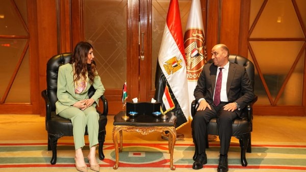 وزير العمل 