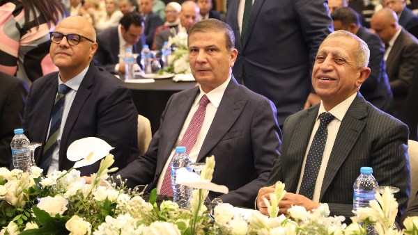 وزير الزراعة