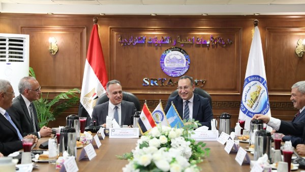 الدكتور عبدالعزيز قنصوة