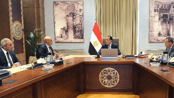 رئيس مجلس الوزراء