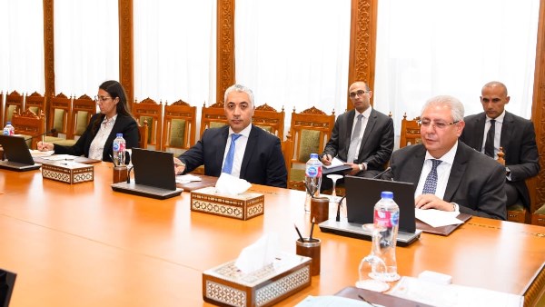  اجتماعًا مع قطاع الهجرة الدولية ومكافحة الهجرة غير الشرعية والاتجار بالبشر