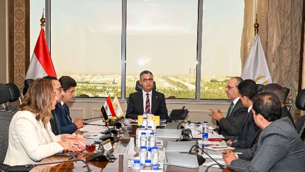 وزير التموين