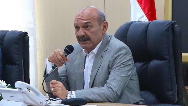محافظ السويس يوجه بسرعة إنهاء تجهيزات المدارس قبل بدء الدراسة