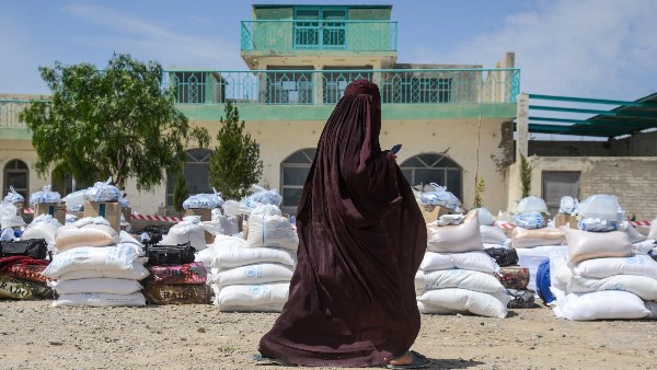 مساعدات إنسانية في أفغانستان