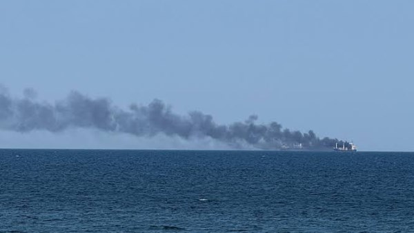 صورة أرشيفية لغرق سفينة