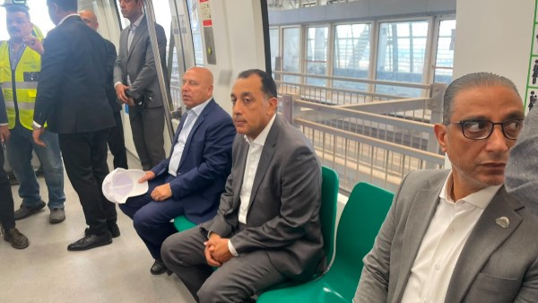 خلال الزيارة