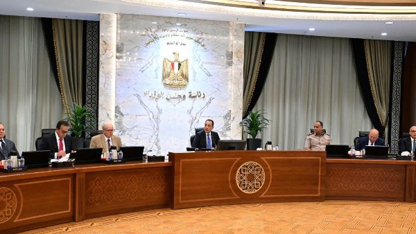 رئيس مجلس الوزراء