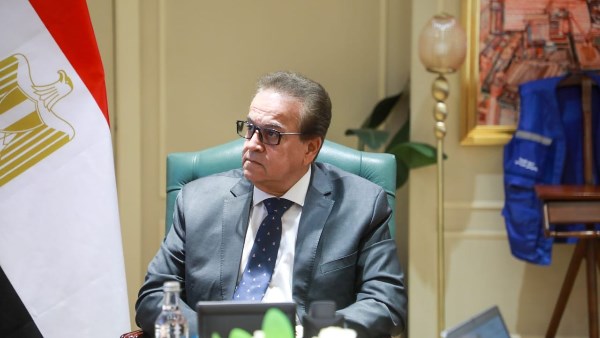 وزير الصحة والسكان