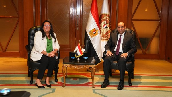 وزير العمل ورئيسة الوفد المغربي