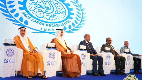 جانب من الجلسة الخنامية