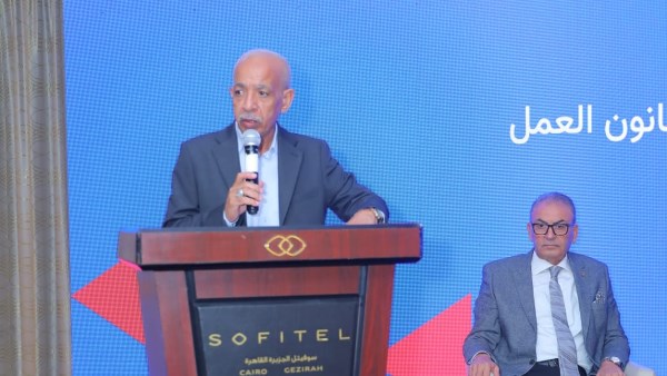 الجمل: تحسين ظروف العمل وحقوق العمال ركيزة لتعزيز تنافسية الصناعة المصرية
