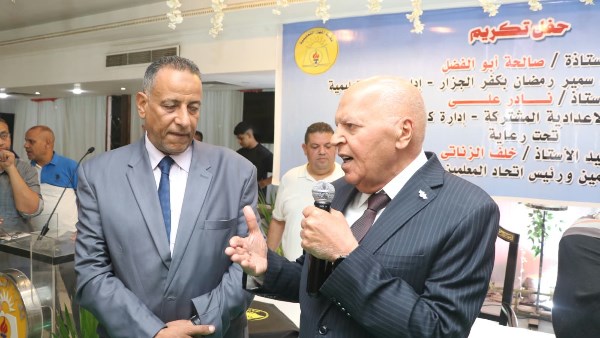 نقيب المعلمين والأستاذ نادر علي 