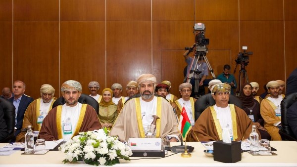 عُمان في قلب نقاشات العمل العربي بالقاهرة