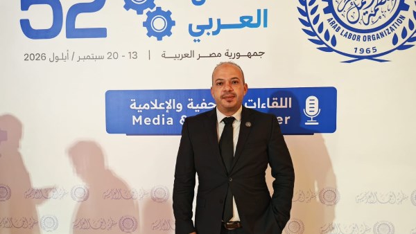 محمد حنفي رئيس النقابة العامة للاتصالات