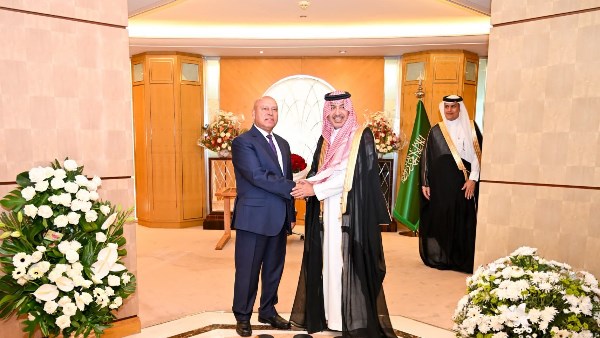 السفير السعودي ووزير النقل المصري 