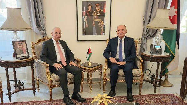 السفير العراقي يبحث مع نظيره الأردني تداعيات التطورات الإقليمية