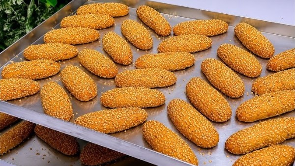 مخبوزات السمسم 