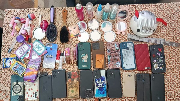  حصيلة تفتيش حقائب طلاب وطالبات اعدادي 