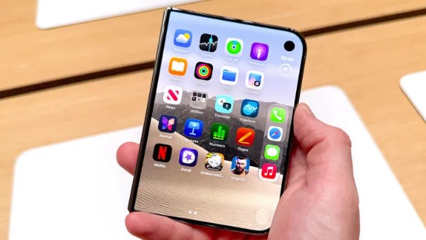 هاتف iPhone Duo