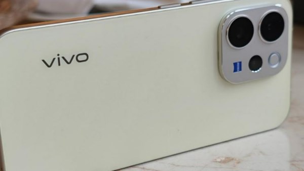  مواصفات هاتف Vivo V80 