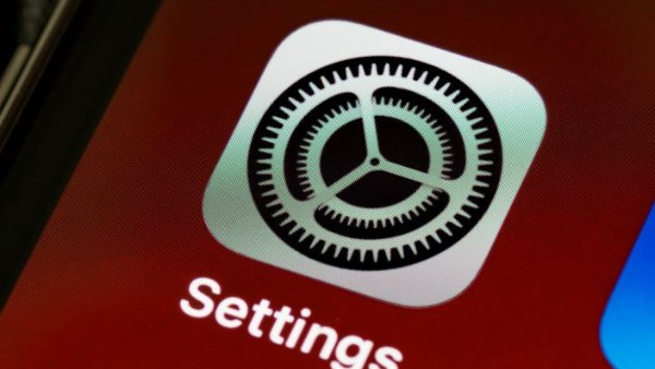 أبل تسد ثغرة خطيرة في iOS 26.. تحديث مهم لمن لا يريدون الترقية إلى iOS 27