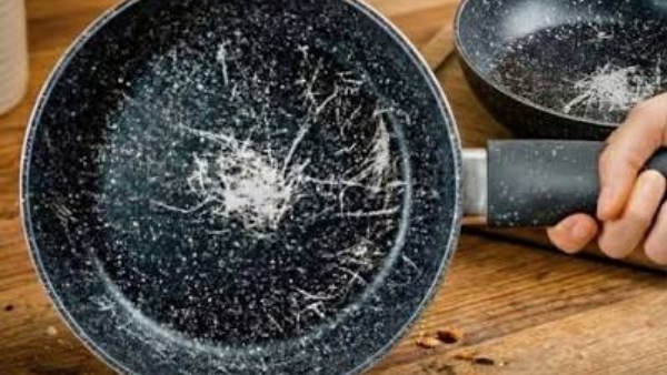  استخدام أواني الخدوش في الطبخ 