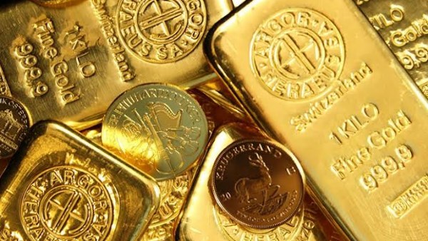 الجنيه الذهب أم السبيكة؟ الفرق في المصنعية والخسارة عند البيع  