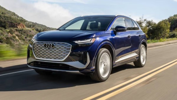 أودي Q4 e-tron 