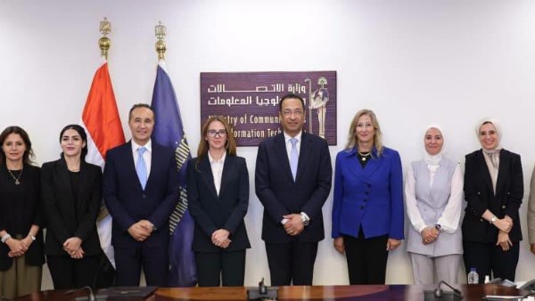 وزير الاتصالات يشهد توقيع مذكرة تفاهم لتدريب مليون مواطن سنويا على مفاهيم الذكاء الاصطناعي 