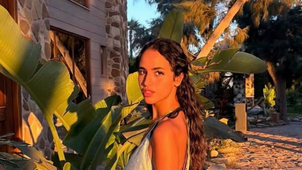 ابنة نسرين امين بإطلالة ملفتة