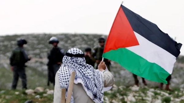 محمود الهباش يحذر من اتجاه العالم نحو "شريعة الغاب"