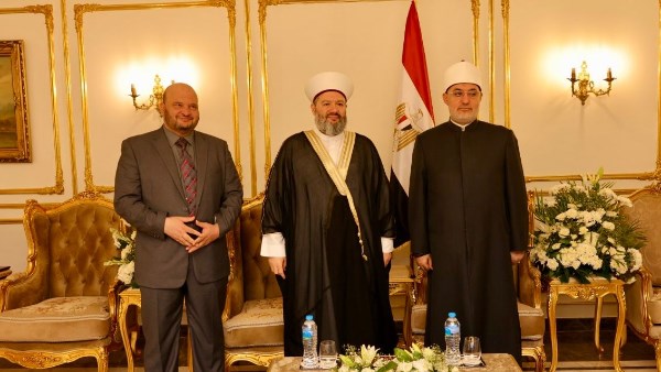 مفتي الجمهورية يبحث مع أمين «دار الفتوى في أستراليا» دعم الأقليات المسلمة وتعزيز الخطاب المعتدل في الغرب