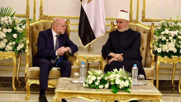 مفتي الجمهورية يلتقي مستشار الرئيس الفلسطيني للشؤون الدينية