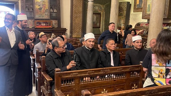 قيادات دينية مصرية وفلبينية تبحث تعزيز التعايش