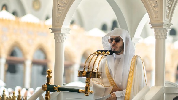 الشيخ ياسر الدوسري
