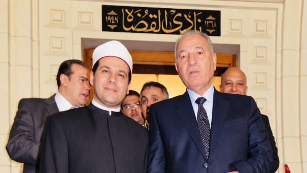 الشيخ مظهر شاهين والمستشار أحمد الزند
