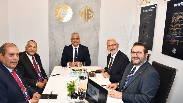 وزير الإنتاج الحربي يشارك في افتتاح «درع البلقان 2026» بحضور رئيس البوسنة والهرسك
