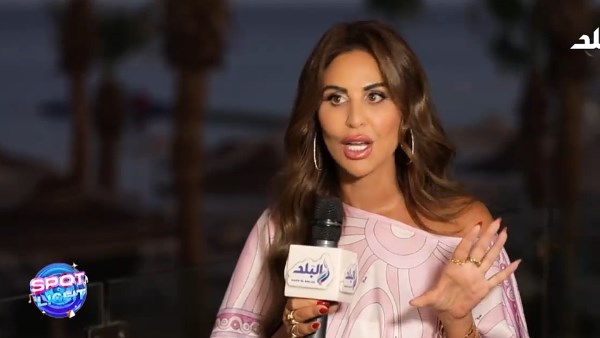 الفنانة مي سليم 