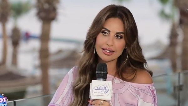 الفنانة مي سليم 